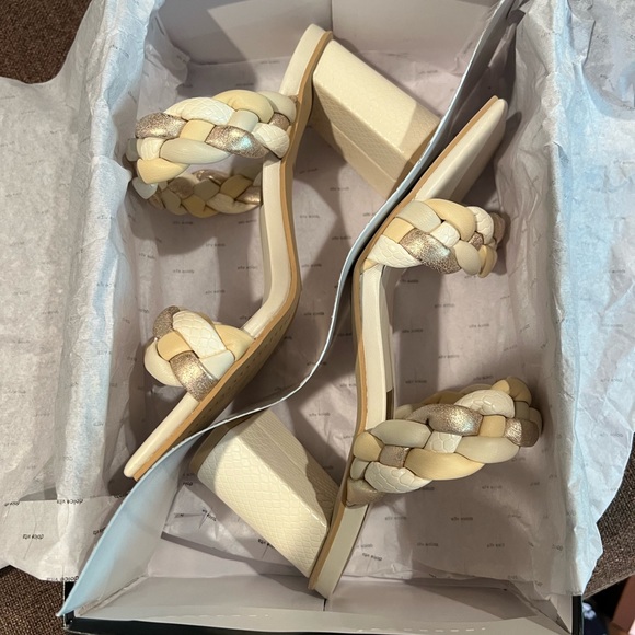 Dolce Vita Paily sandals - Picture 2 of 11